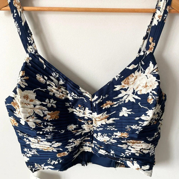 Abercrombie & Fitch Ruched Plunge Tank Top Blue Floral  Size Large NWT - Picture 6 of 8